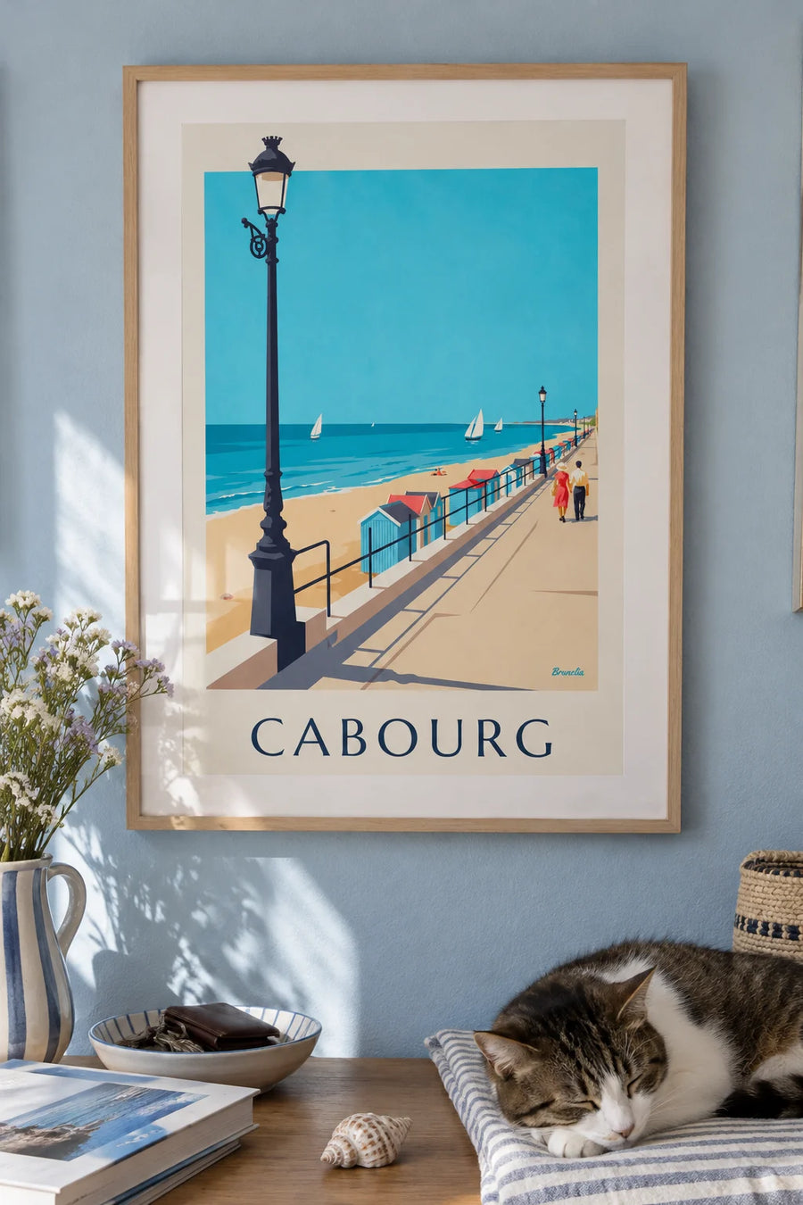 Affiche promenade Marcel-Proust en bord de mer à Cabourg : encadrée au mur