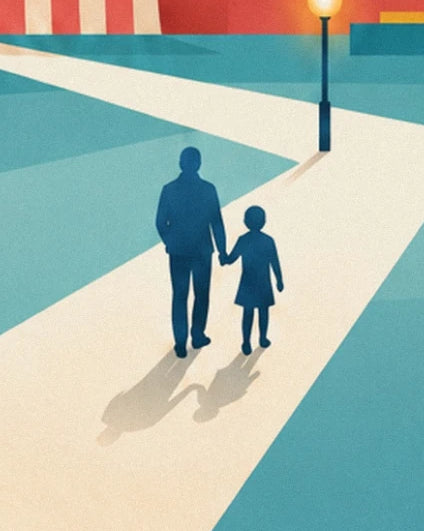 Un adulte et une enfant main dans la main sur l’allée claire, près d’un lampadaire
