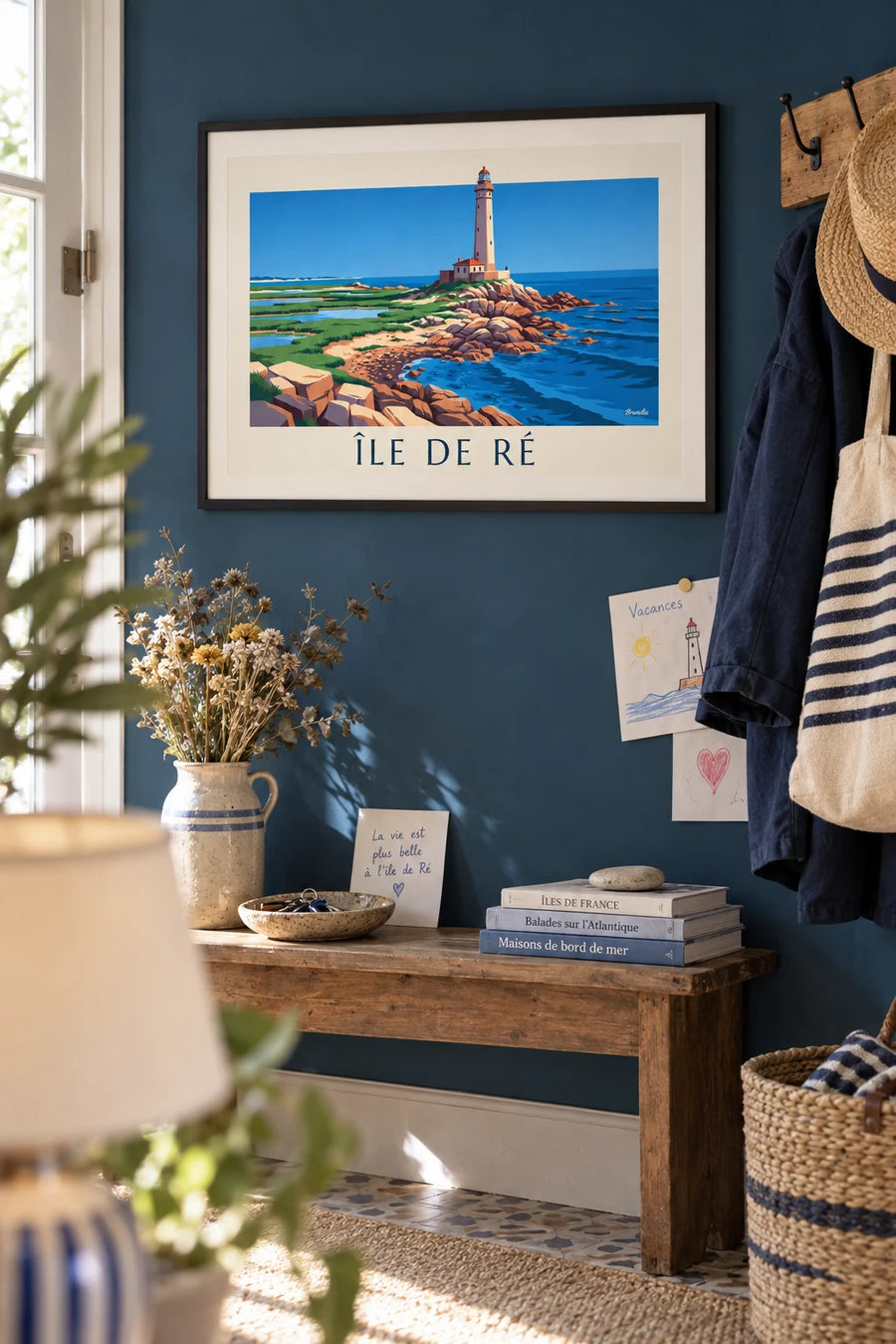 Affiche phare des Baleines à la pointe de l'île de Ré : encadrée au mur