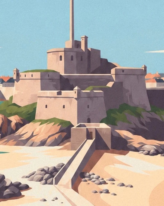 Le fort National et ses remparts de pierre, avec une passerelle sur le sable