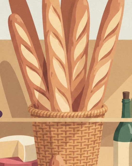 Les baguettes dorées dans leur panier tressé, entre fromage et bouteille verte