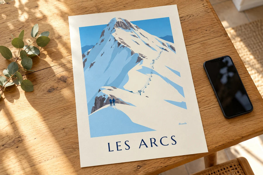 Affiche Les Arcs, montagne enneigée | Brunelia : posée sur une table