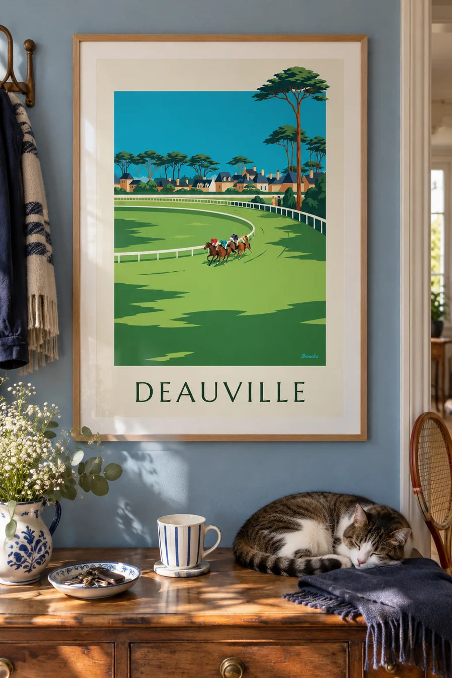 Affiche Deauville hippodrome et chevaux au galop : encadrée au mur